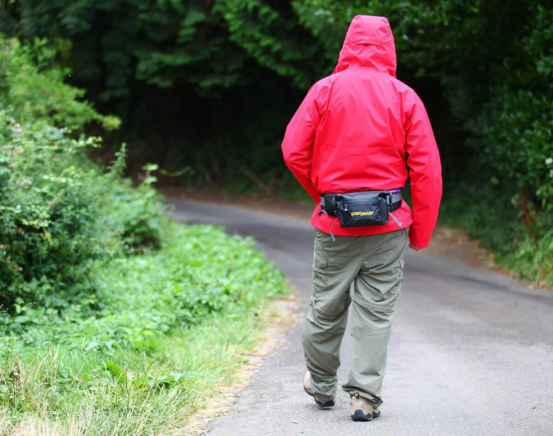 Cargue la imagen en el visor de la galería, Riñonera Impermeable Pro-Light
